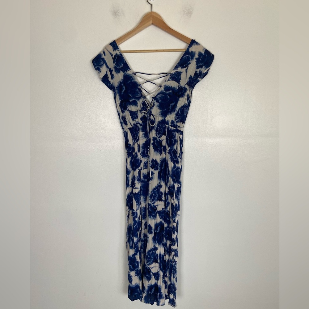 Blue Floral V-Neck Women’s Dress - Picture 7 of 15